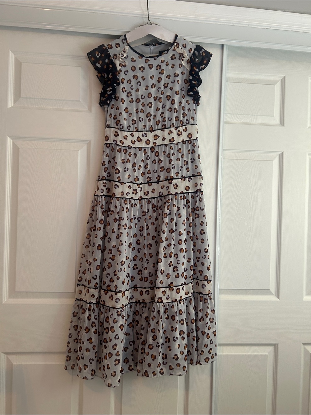 Ann Taylor Light Gray Leopard Print Tiered Dress with Black Trim